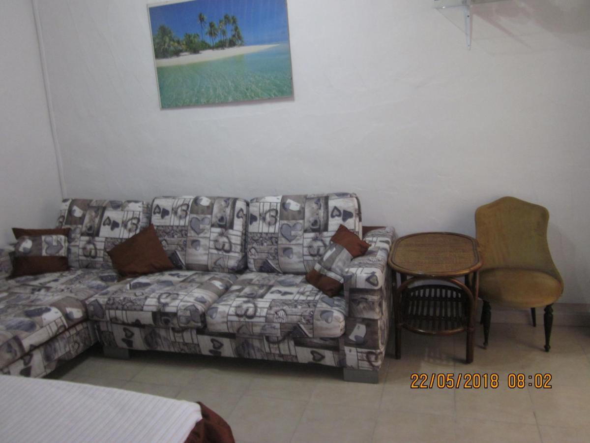 The Square Apartment Orosei Exterior photo
